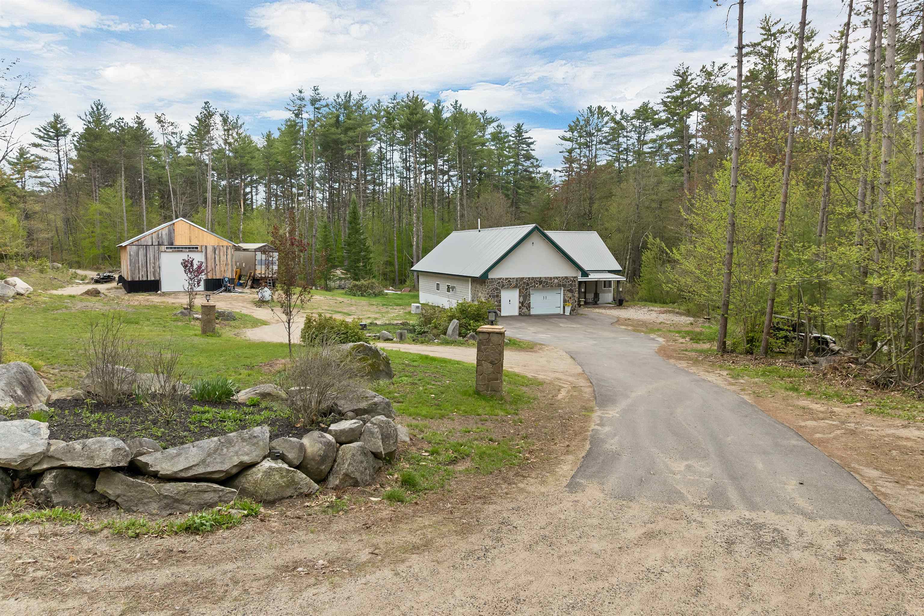 65 Green Mountain Road Effingham, NH 03882 - Photo 2 of 45