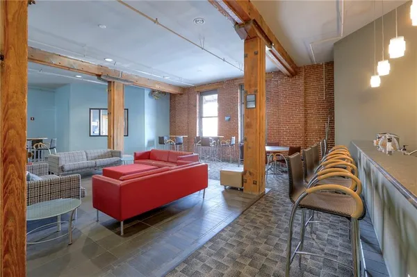 $310,000 | 200 Main Street, Unit 513, Kansas City, MO 64105