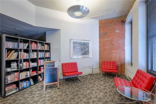 $310,000 | 200 Main Street, Unit 513, Kansas City, MO 64105