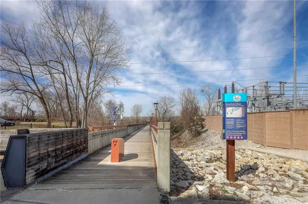 $310,000 | 200 Main Street, Unit 513, Kansas City, MO 64105