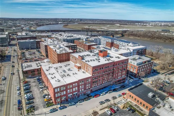 $310,000 | 200 Main Street, Unit 513, Kansas City, MO 64105