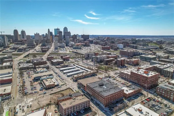 $310,000 | 200 Main Street, Unit 513, Kansas City, MO 64105