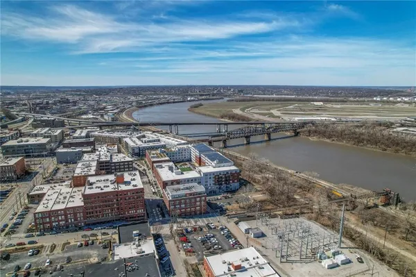 $310,000 | 200 Main Street, Unit 513, Kansas City, MO 64105