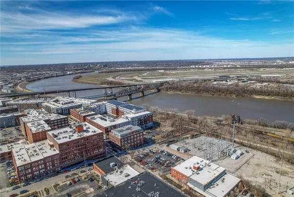 $310,000 | 200 Main Street, Unit 513, Kansas City, MO 64105