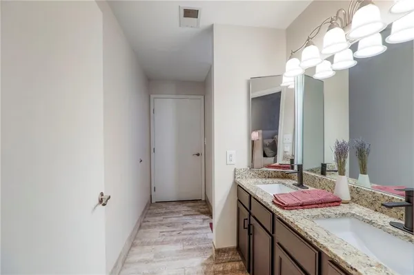 $310,000 | 200 Main Street, Unit 513, Kansas City, MO 64105