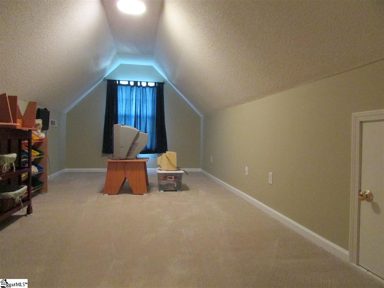 200 Canvasback Way Easley, SC 29642 - Photo 12 of 26 Gallery Image 12