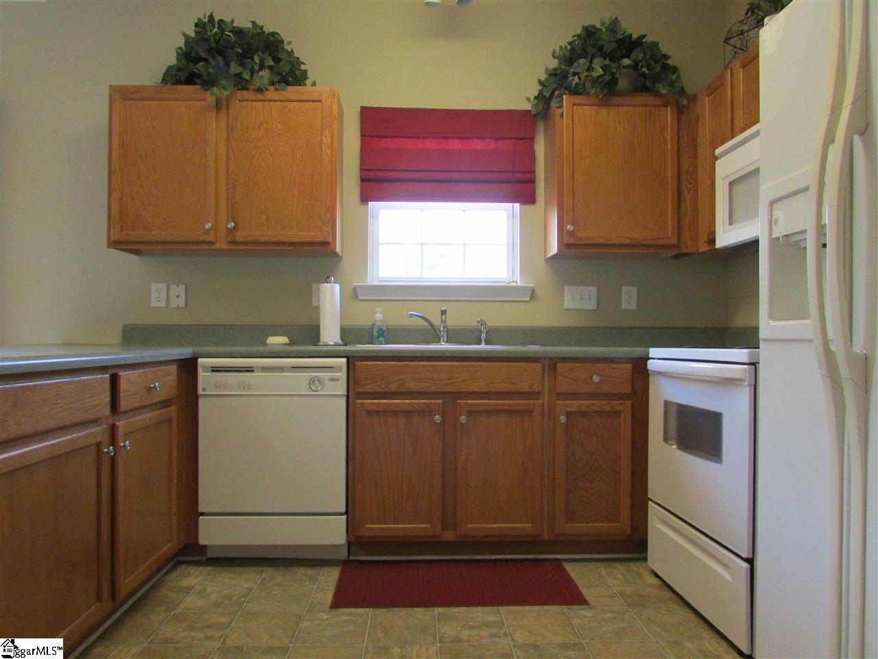200 Canvasback Way Easley, SC 29642 - Photo 8 of 26 Gallery Image 8
