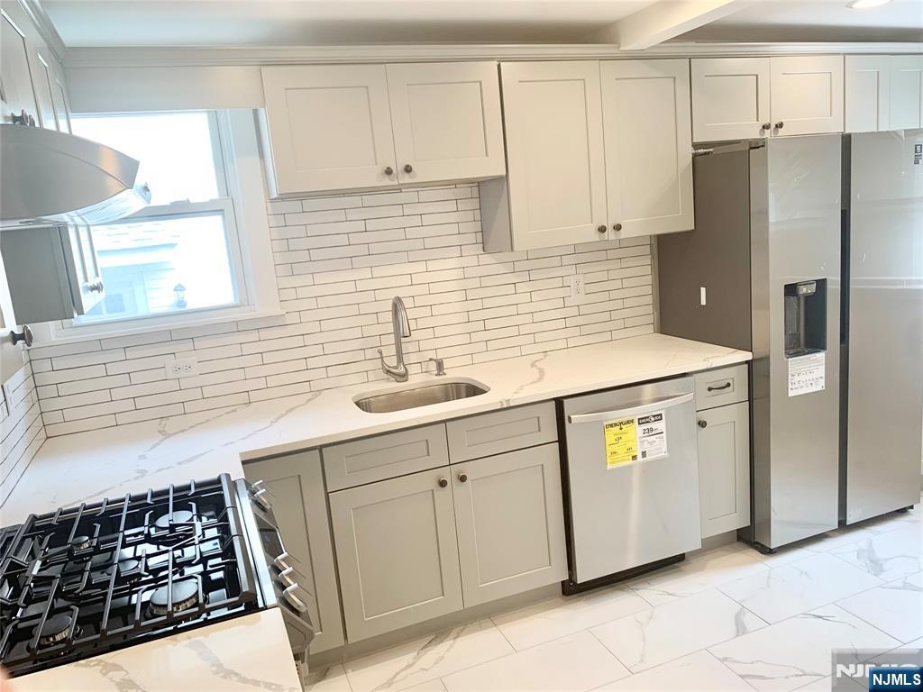46 Brookfield Road, Unit 1 Montclair, NJ 07043 - Photo 3 of 13