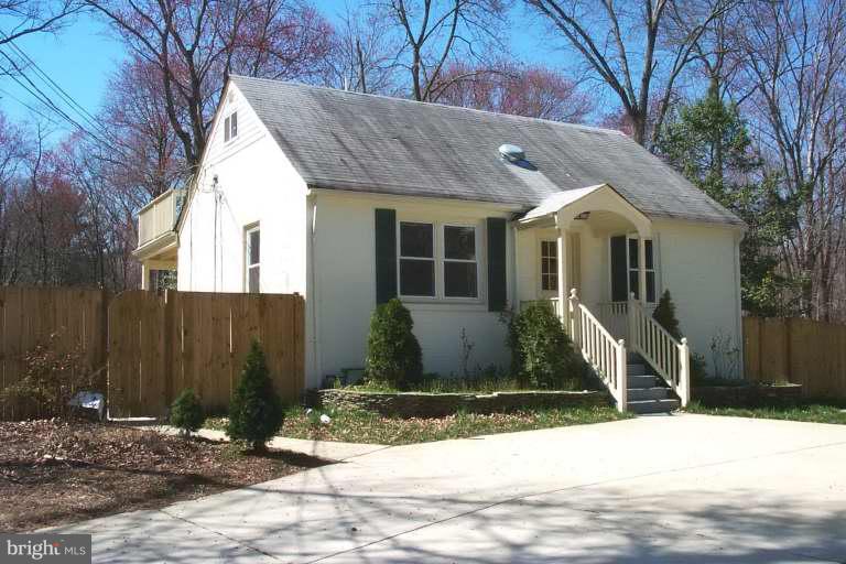 8312 Frye Road Alexandria, VA 22309 - Photo 11 of 23 Exterior (Main)