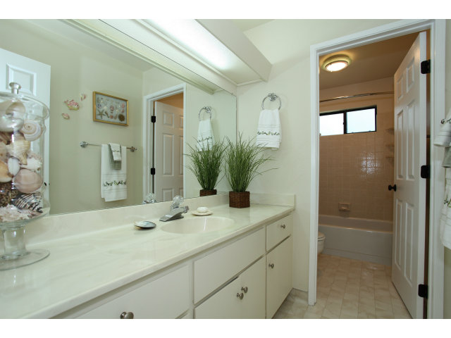 741 Pollard Road, Unit 9 Los Gatos, CA 95032 - Photo 18 of 20 Gallery Image 18