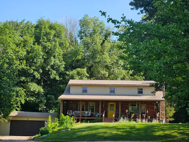 $949,000 | 4963 East County Road 900 South, Cloverdale, IN 46120