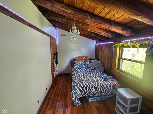 $949,000 | 4963 East County Road 900 South, Cloverdale, IN 46120