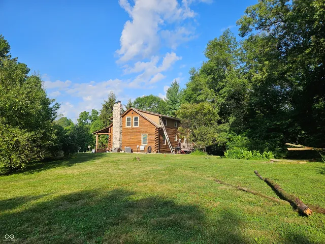 $949,000 | 4963 East County Road 900 South, Cloverdale, IN 46120