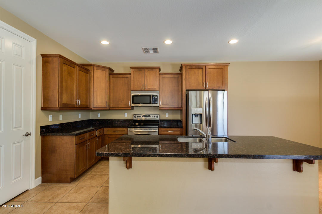 15753 West Berkeley Road Goodyear, AZ 85395 - Photo 10 of 35 10-Berkeley