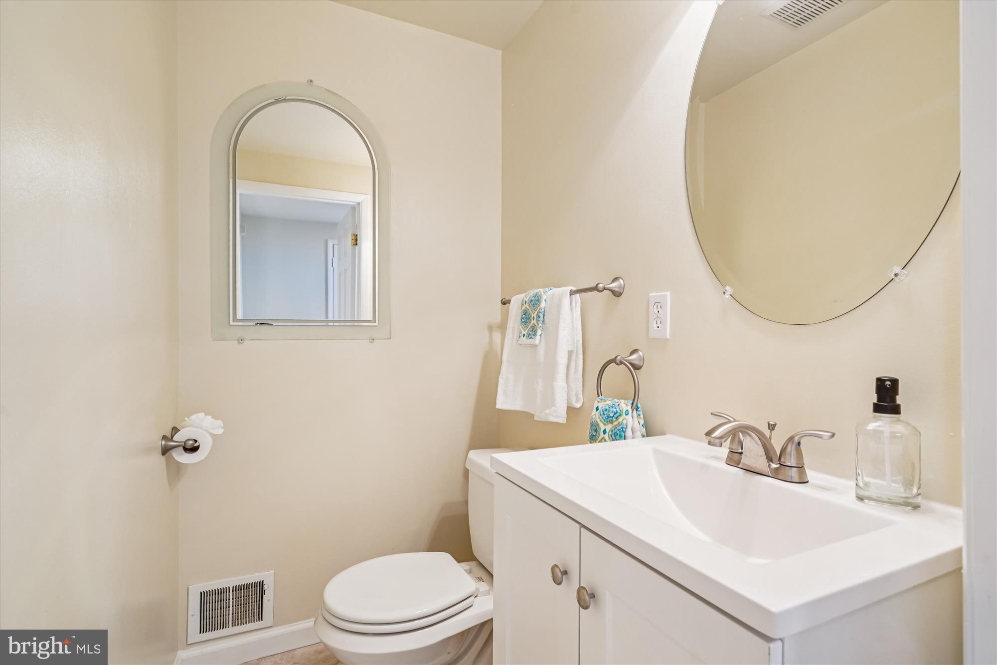 20728 Bell Bluff Road Gaithersburg, MD 20882 - Photo 23 of 65 Gallery Image 23