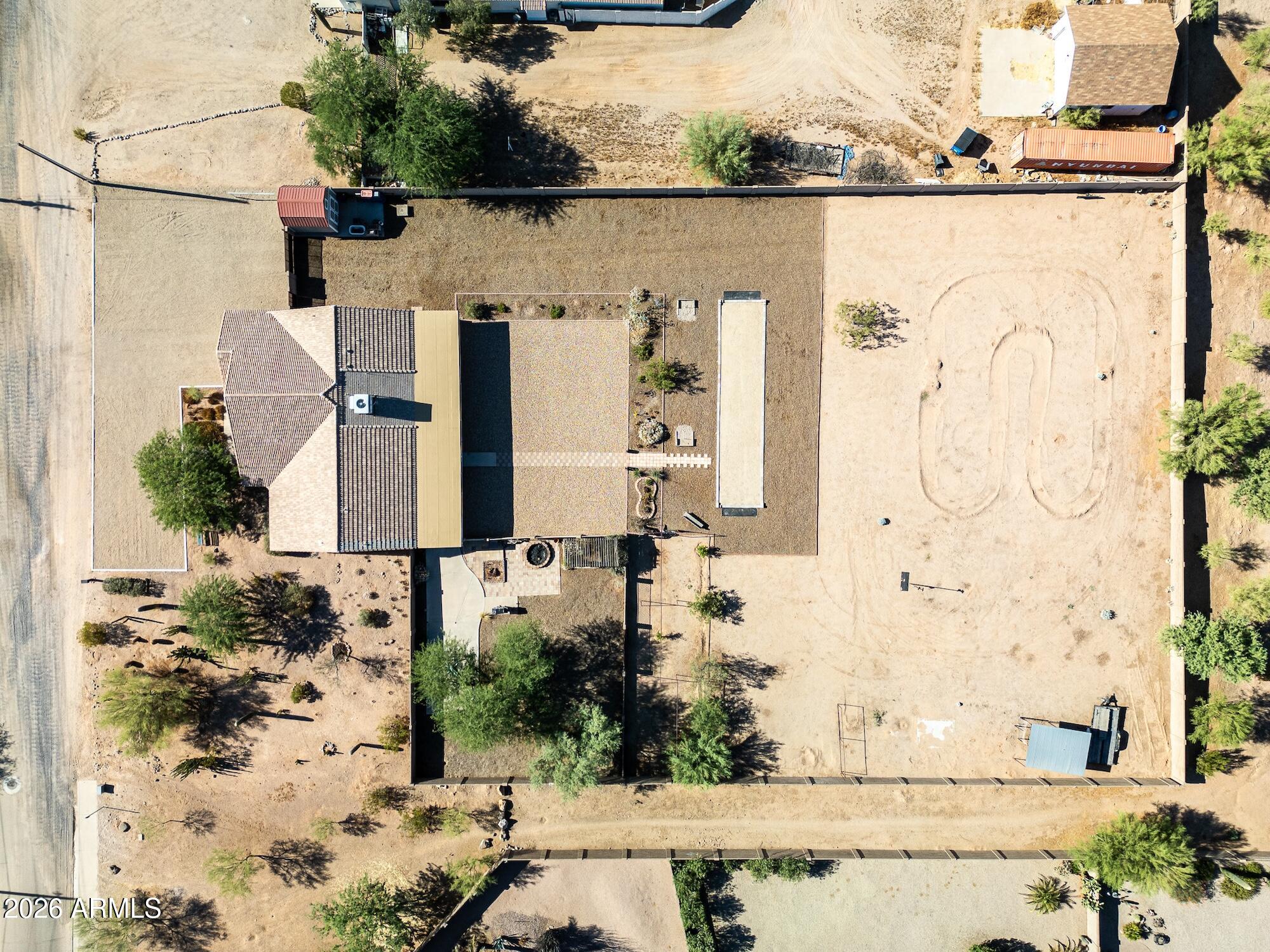 907 North Mountain Road Mesa, AZ 85207 - Photo 8 of 44