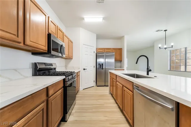 $2,395 | 5980 Gentleslope Street, Henderson, NV 89011