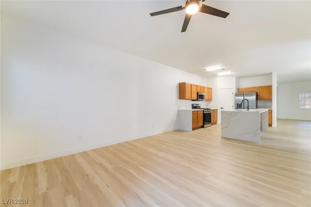 $2,395 | 5980 Gentleslope Street, Henderson, NV 89011