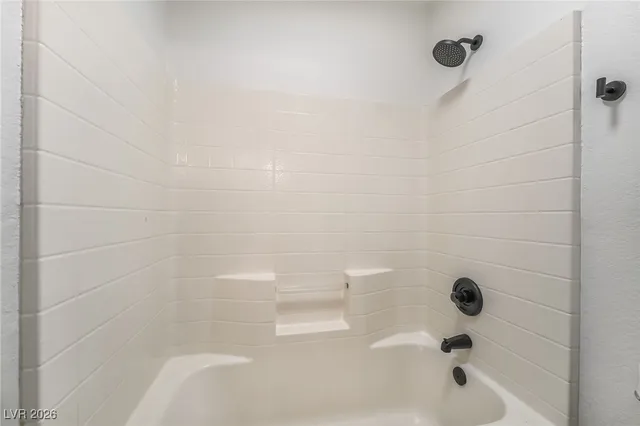 $2,395 | 5980 Gentleslope Street, Henderson, NV 89011