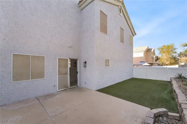 $2,395 | 5980 Gentleslope Street, Henderson, NV 89011