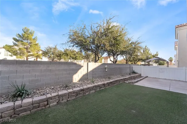 $2,395 | 5980 Gentleslope Street, Henderson, NV 89011