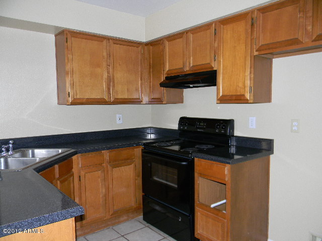 533 West Guadalupe Road, Unit 2119 Mesa, AZ 85210 - Photo 10 of 17 Kitchen View 3