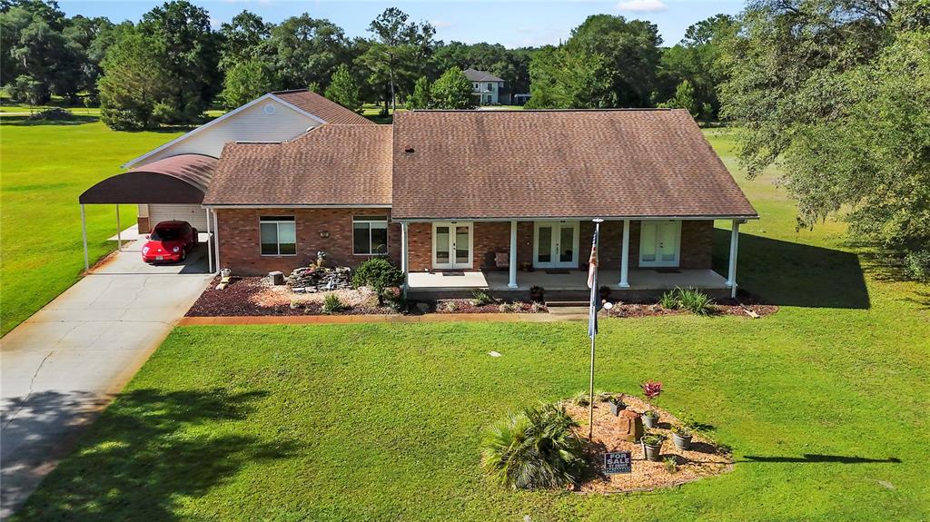 160 Southwest Challenger Ln  