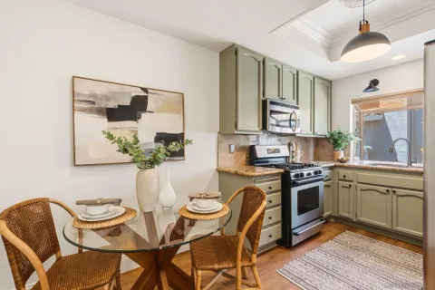 $875,000 | 7768 Caminito Monarca, Unit 102, Carlsbad, CA 92009