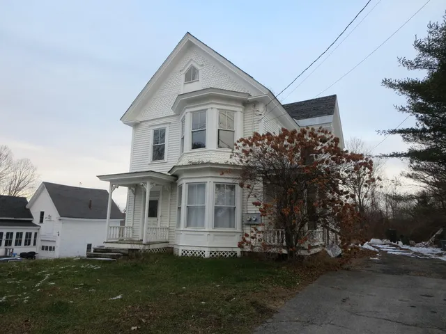 $144,900 | 135 Main Street, Sangerville, ME 04479