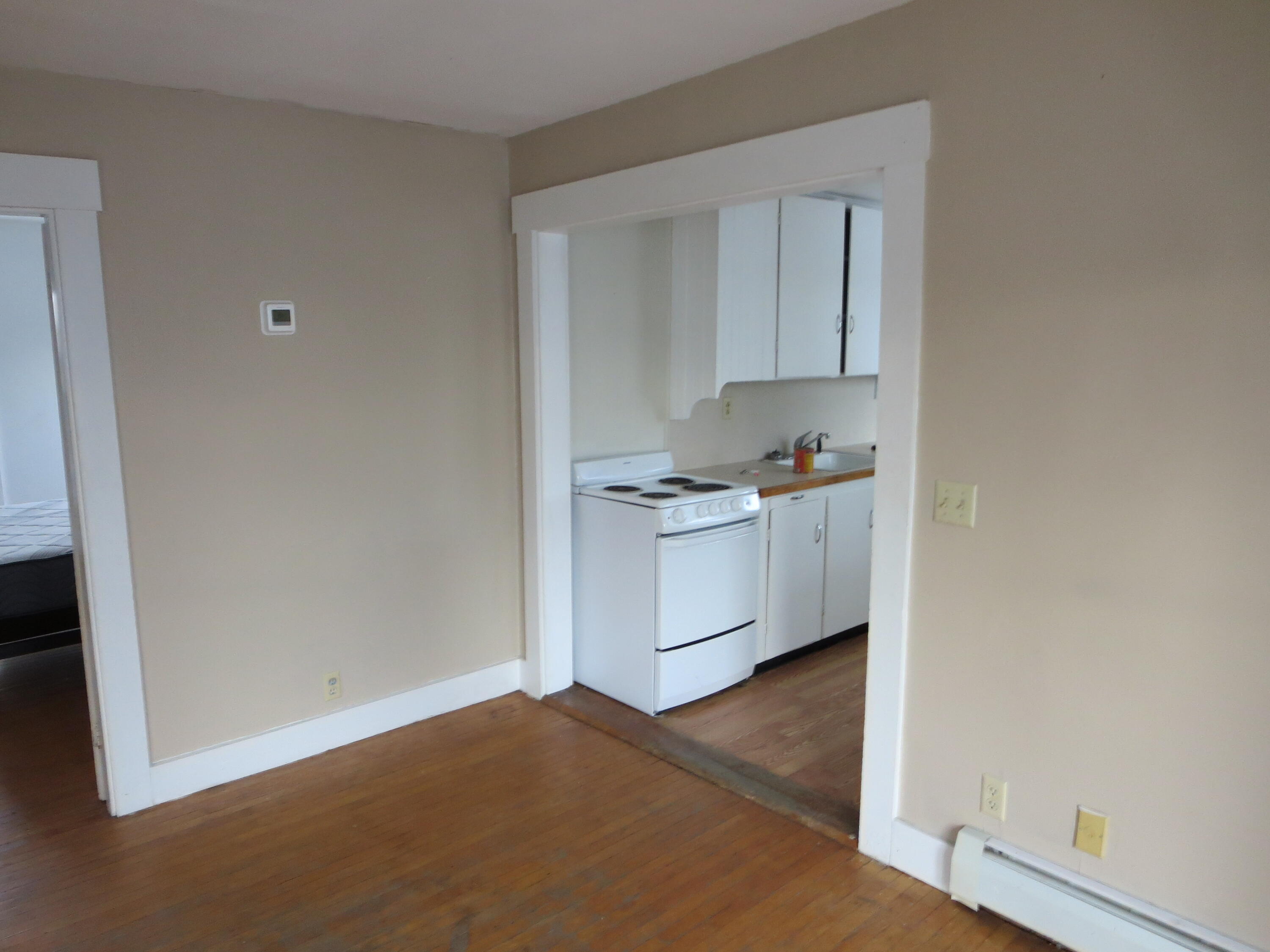 135 Main Street Sangerville, ME 04479 - Photo 9 of 23 IMG_1186