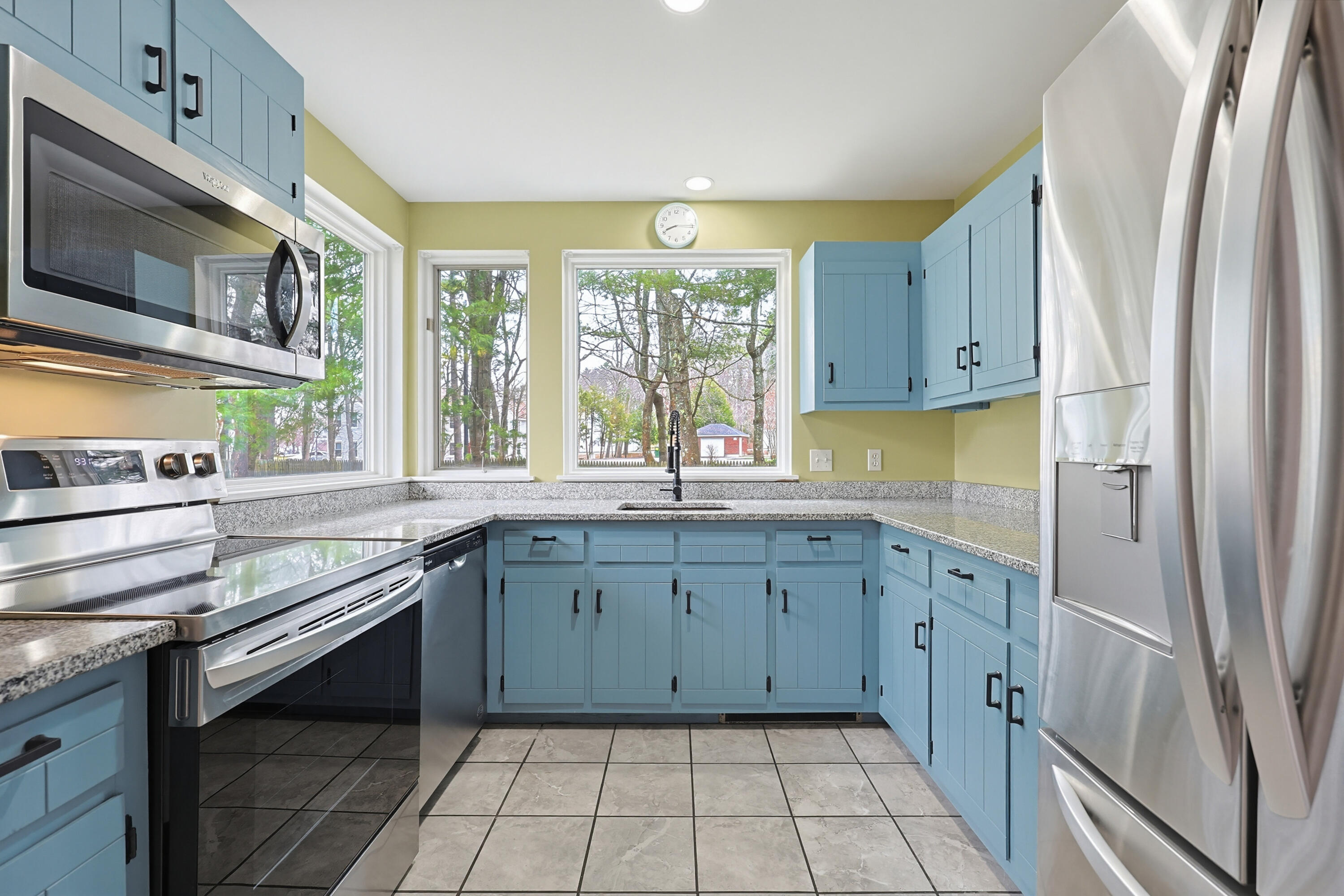 1024 Washington Avenue, Unit 9 Portland, ME 04103 - Photo 13 of 35 IMG_6593