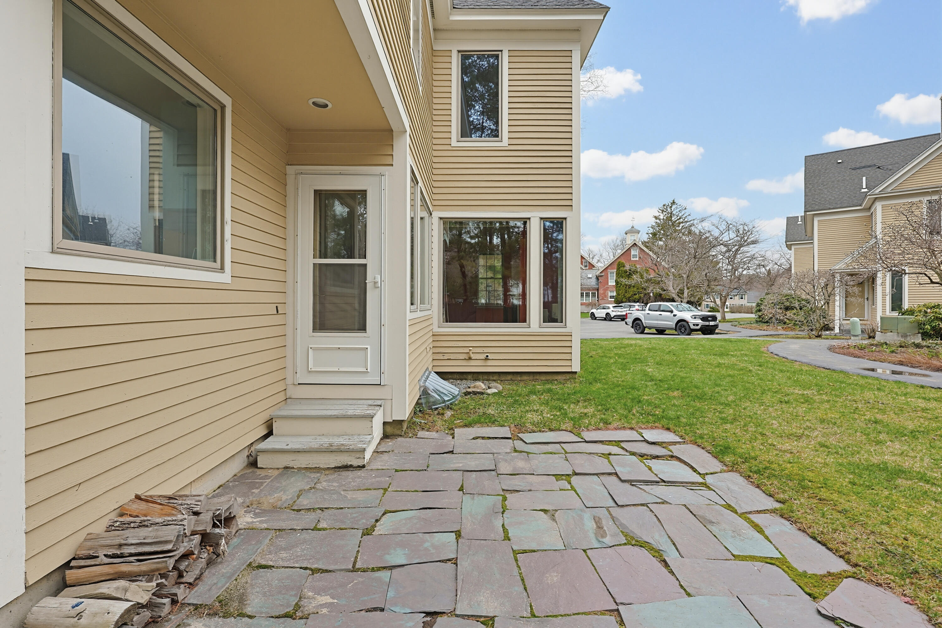 1024 Washington Avenue, Unit 9 Portland, ME 04103 - Photo 3 of 35 IMG_6678