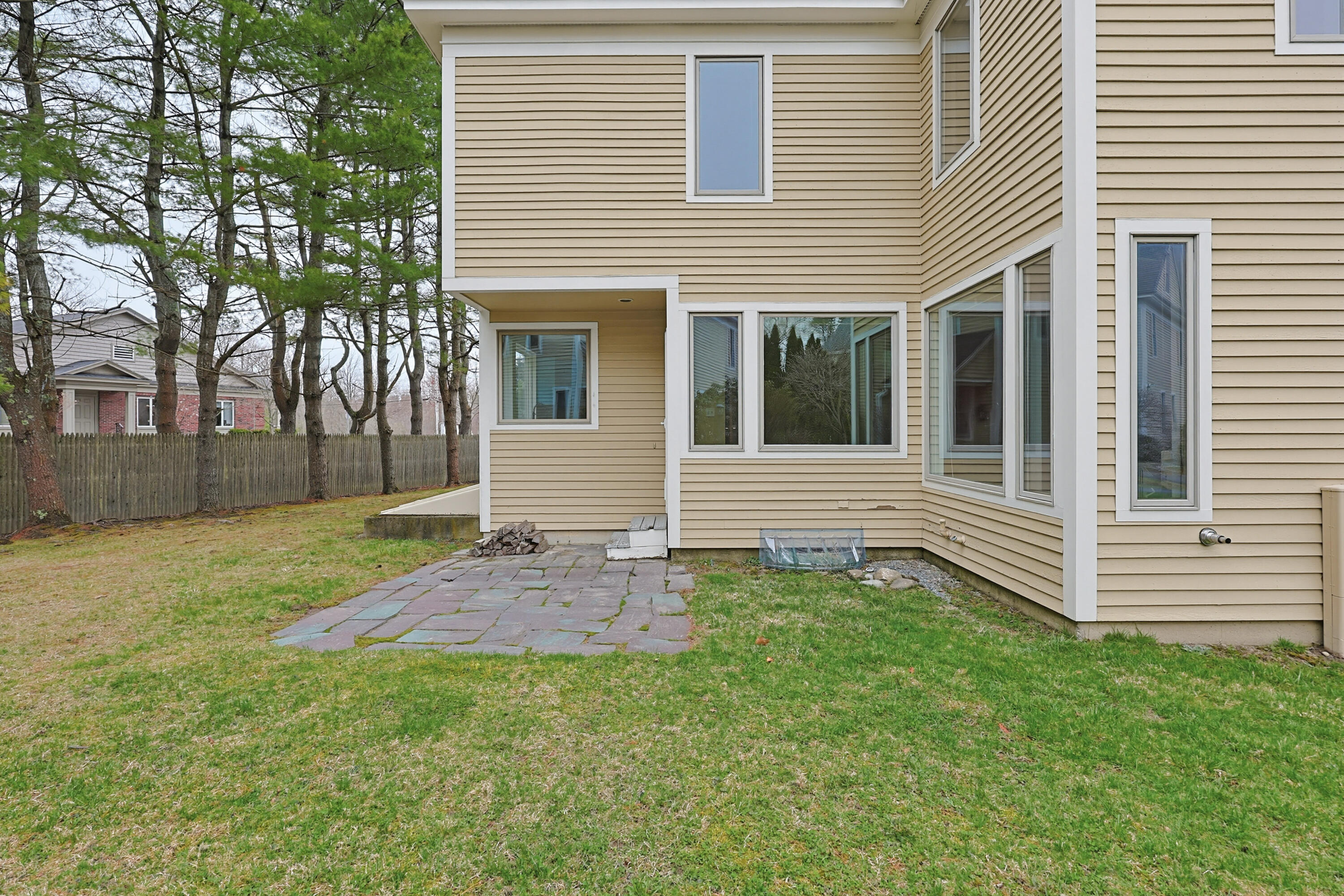 1024 Washington Avenue, Unit 9 Portland, ME 04103 - Photo 4 of 35 IMG_6683