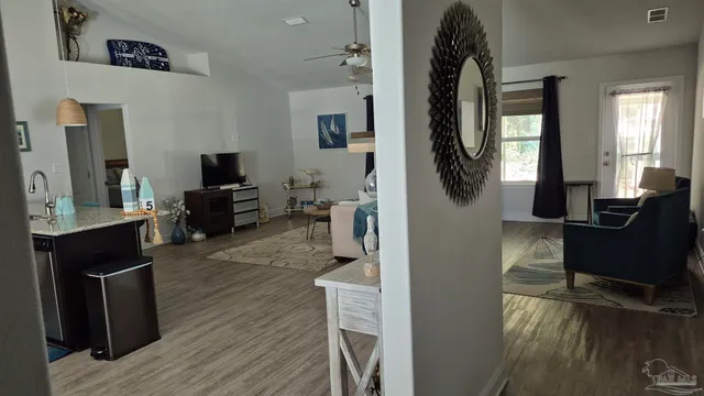 $1,895 | 2102 Fairchild Street, Pensacola, FL 32504