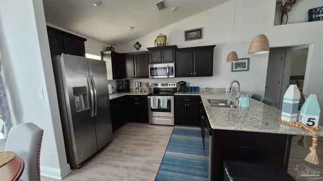 $1,895 | 2102 Fairchild Street, Pensacola, FL 32504