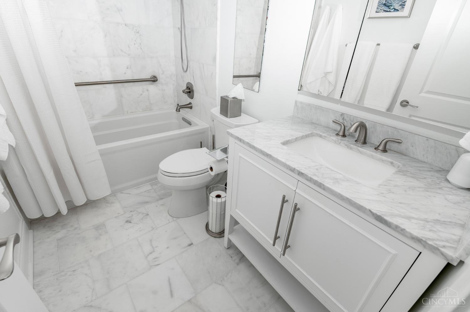 2444 Madison Road, Unit 1411 Cincinnati, OH 45208 - Photo 29 of 42 Gallery Image 29