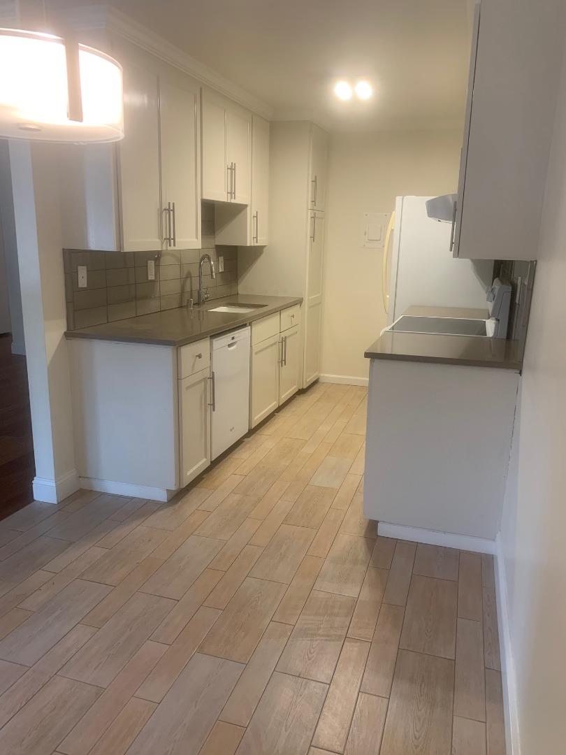 2460 West Bayshore Road, Unit 3 Palo Alto, CA 94303 - Photo 19 of 43