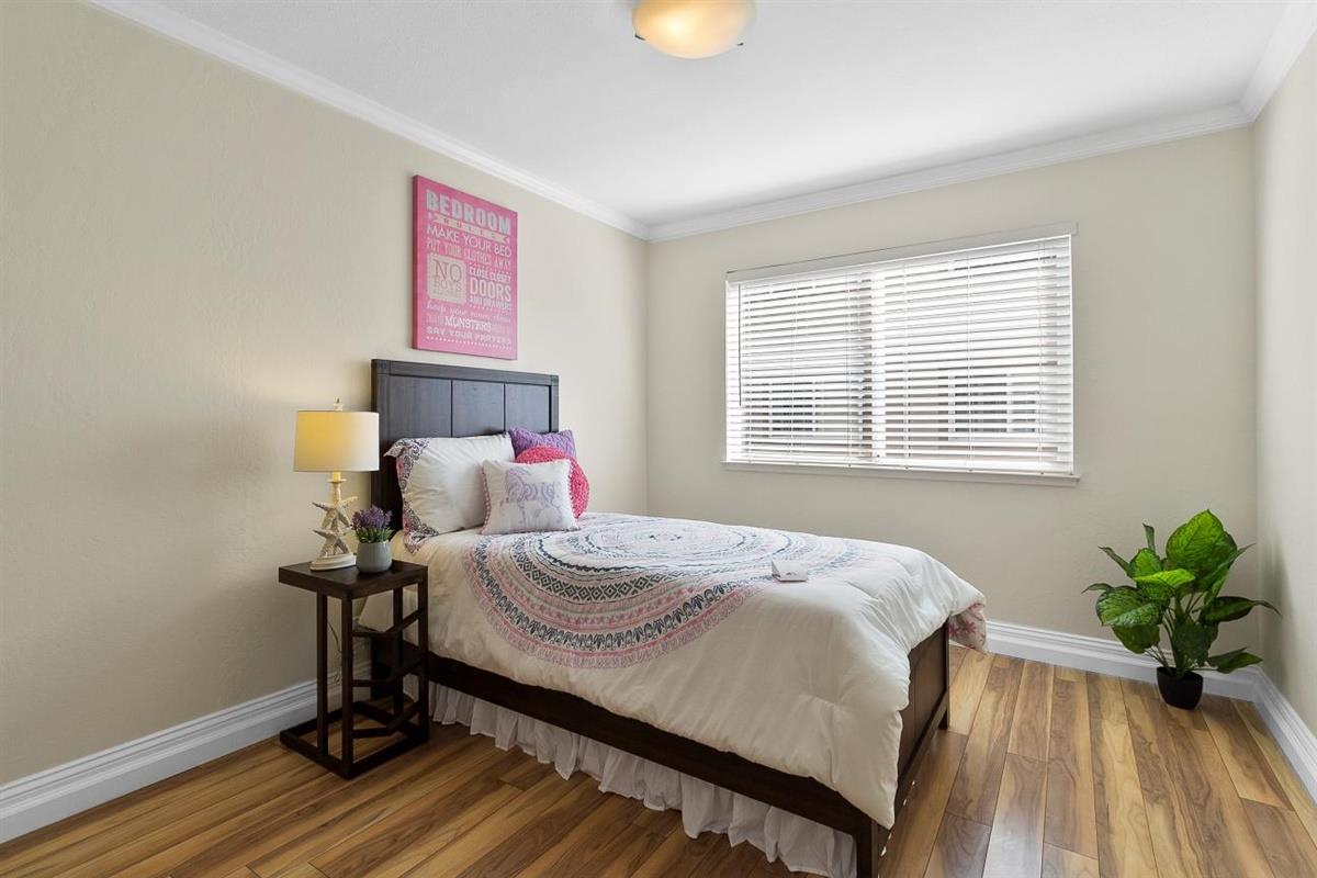 2460 West Bayshore Road, Unit 3 Palo Alto, CA 94303 - Photo 23 of 43