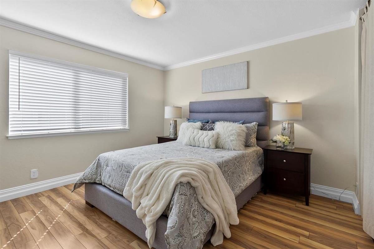 2460 West Bayshore Road, Unit 3 Palo Alto, CA 94303 - Photo 24 of 43