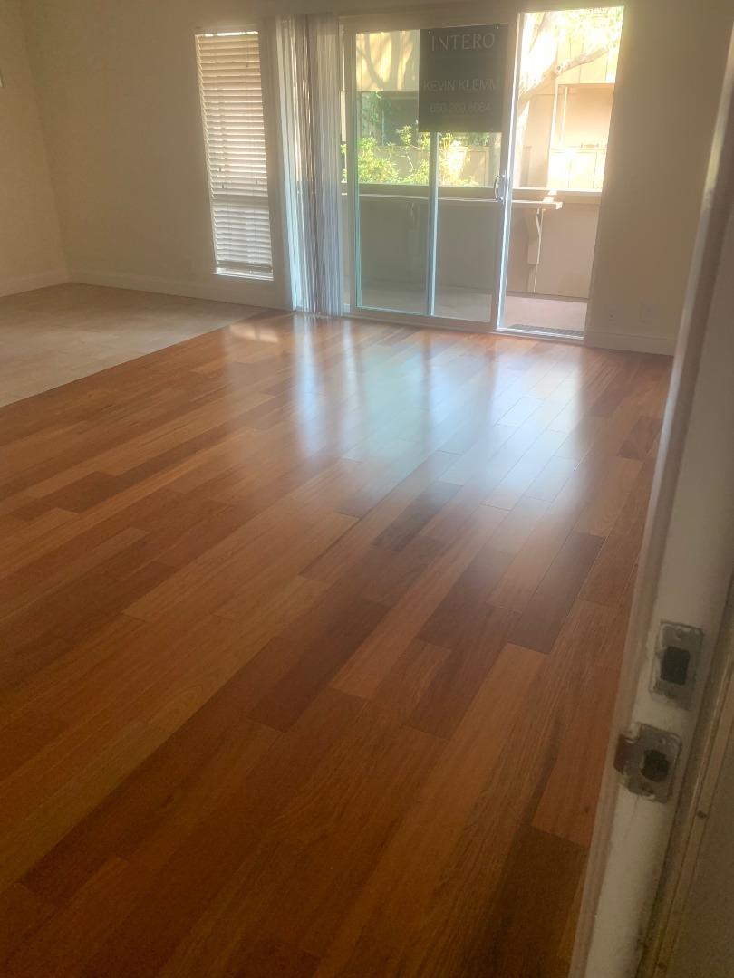 2460 West Bayshore Road, Unit 3 Palo Alto, CA 94303 - Photo 6 of 43