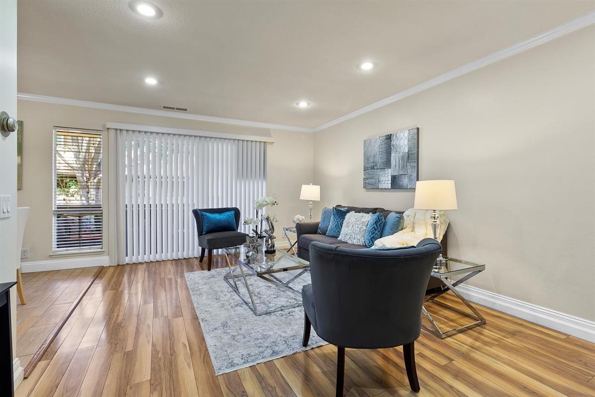 2460 West Bayshore Road, Unit 3 Palo Alto, CA 94303 - Photo 7 of 43