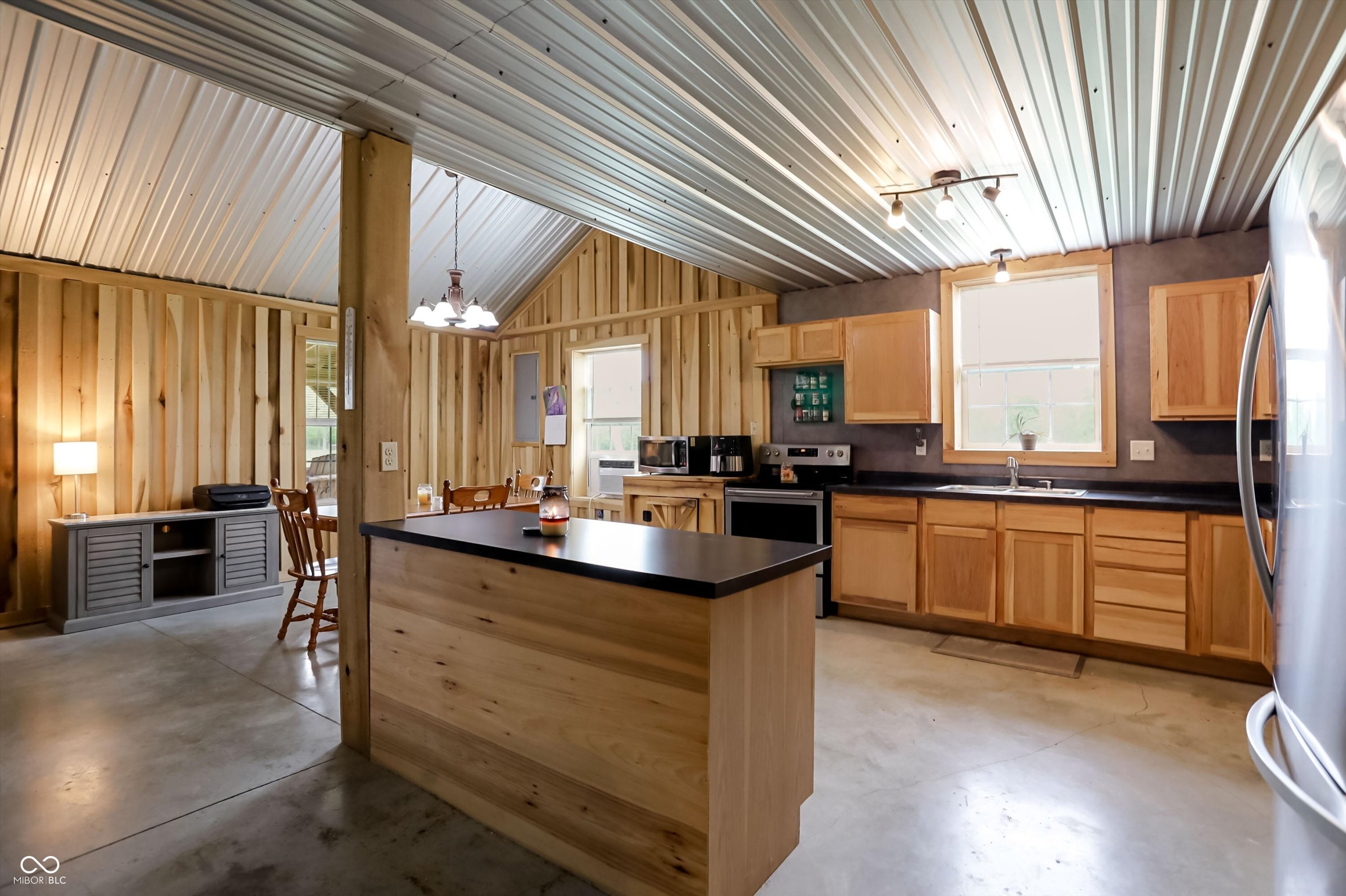 9278 East Cooper Road Morgantown, IN 46160 - Photo 10 of 45