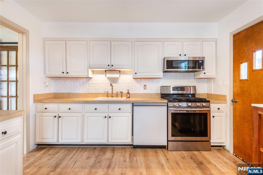 278 French Hill Road Wayne, NJ 07470 - Photo 15 of 33