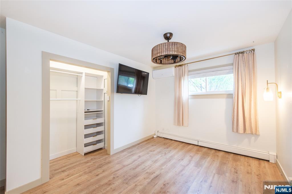 278 French Hill Road Wayne, NJ 07470 - Photo 19 of 33