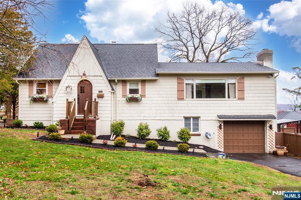 278 French Hill Road Wayne, NJ 07470 - Photo 2 of 33