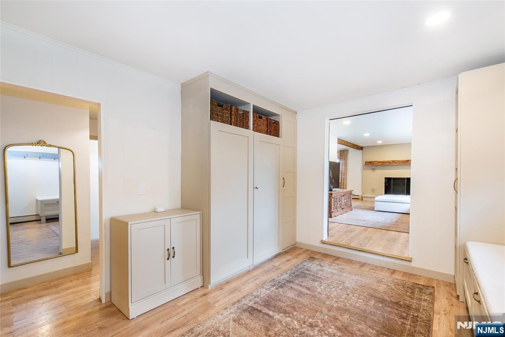 278 French Hill Road Wayne, NJ 07470 - Photo 4 of 33