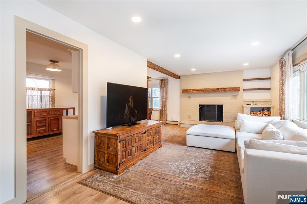 278 French Hill Road Wayne, NJ 07470 - Photo 6 of 33