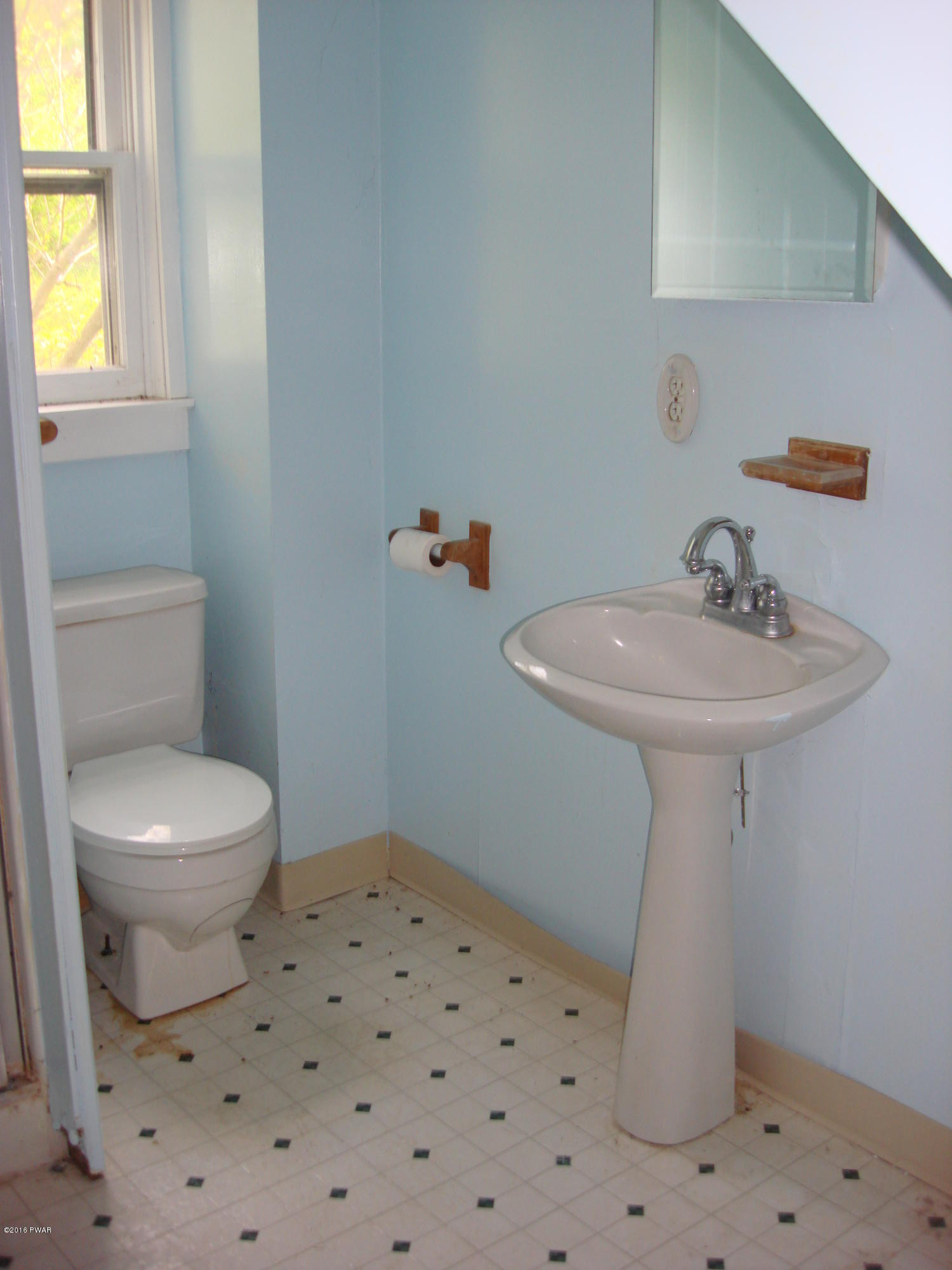 271 A Silver Lake Road Dingmans Ferry, PA 18328 - Photo 36 of 74