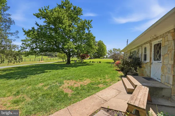 $395,000 | 11844 Cemetery Road, Remington, VA 22734