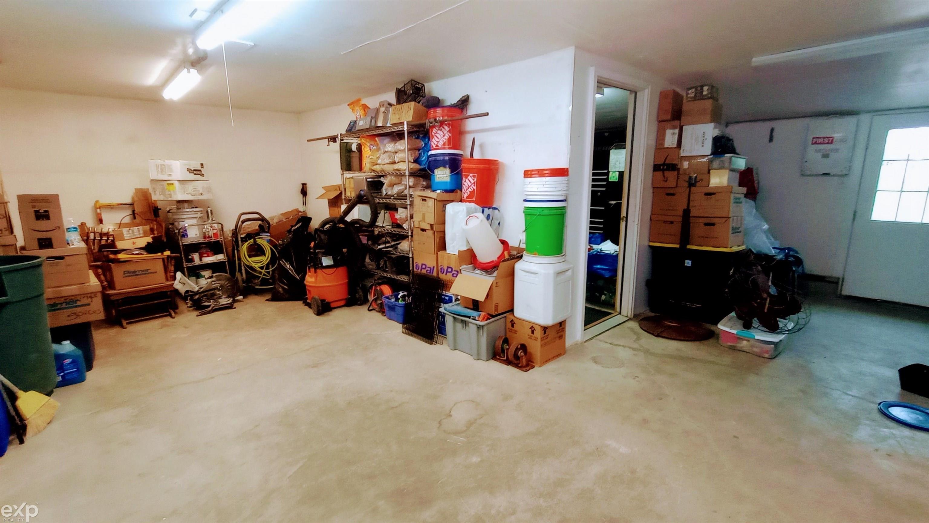 6024 Fike Road Blissfield, MI 49228 - Photo 33 of 37 50126146-32.JPG